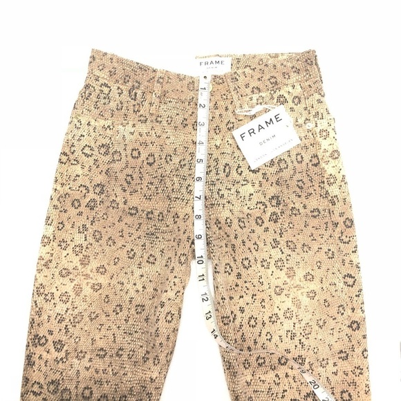 NEW FRAME Le Crop Mini Boot Jeans Snake Print Mid - Picture 6 of 16